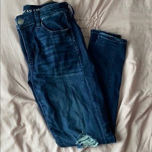 Distressed AE Jeans